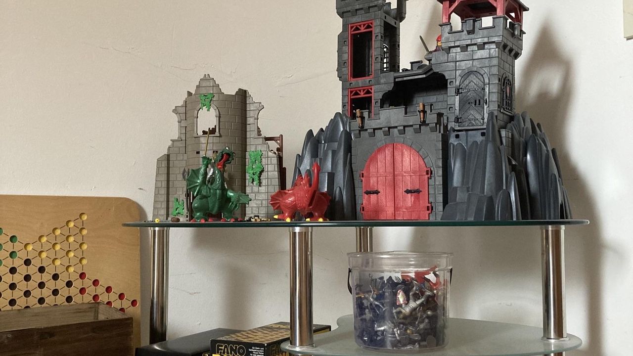 Playmobil Ritterburg im DG zum Spielen Playmobil Ritterburg im DG zum Spielen